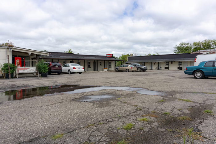 Best Motel - Real Estate Photo